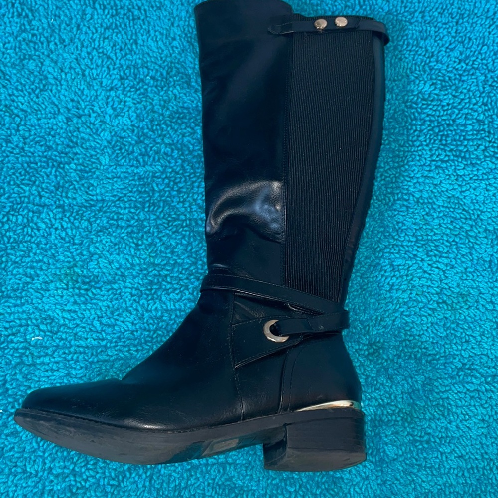 Long black boots